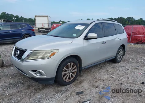 2016 Nissan Pathfinder Sv z USA, uszkodzony, nr VIN 5N1AR2MN6GC643680
